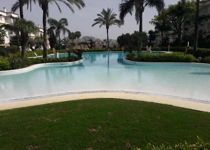 Chez Elo\'S Marbella Milla De Oro. Jardin Privado